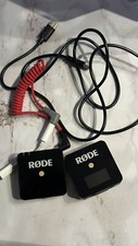 R DE Wireless Go Professional ultra-compact microphone system.