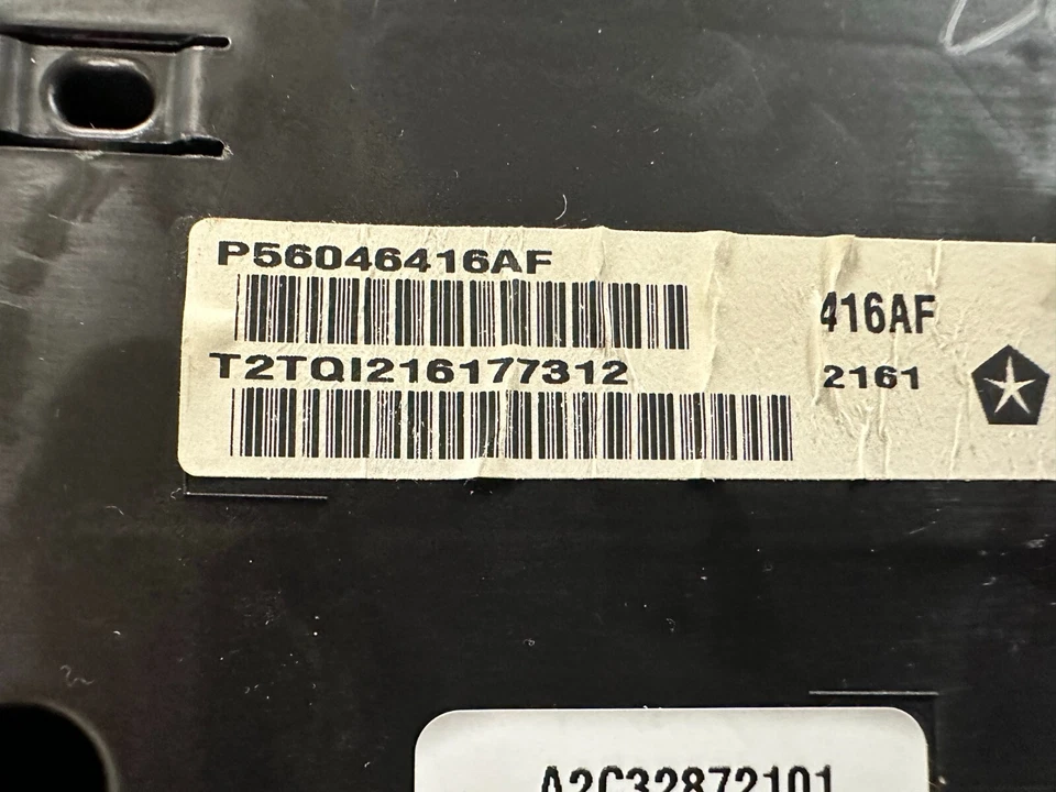 Cuadro de instrumentos velocímetro indicadores de tablero Dodge Charger 2011 2012 228.513 millas Foto 3 de 3