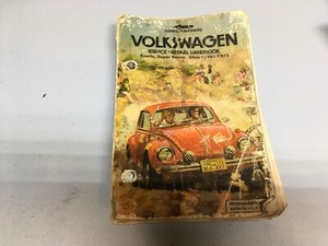CLYMER COLLECTABLE VOLKSWAGEN BEETLE / KARMEN GHIA REPAIR MANUAL 1961