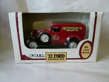 Ertl 1932 Ford Panel Delivery Truck Bank 9498 Anheuser Bush St Louis 1/25