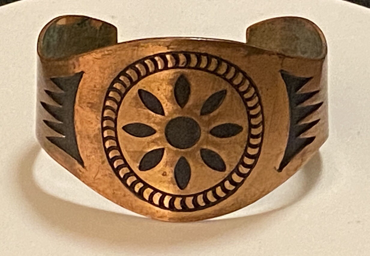 Vintage Solid Copper Native American Thick Cuff B… - image 5