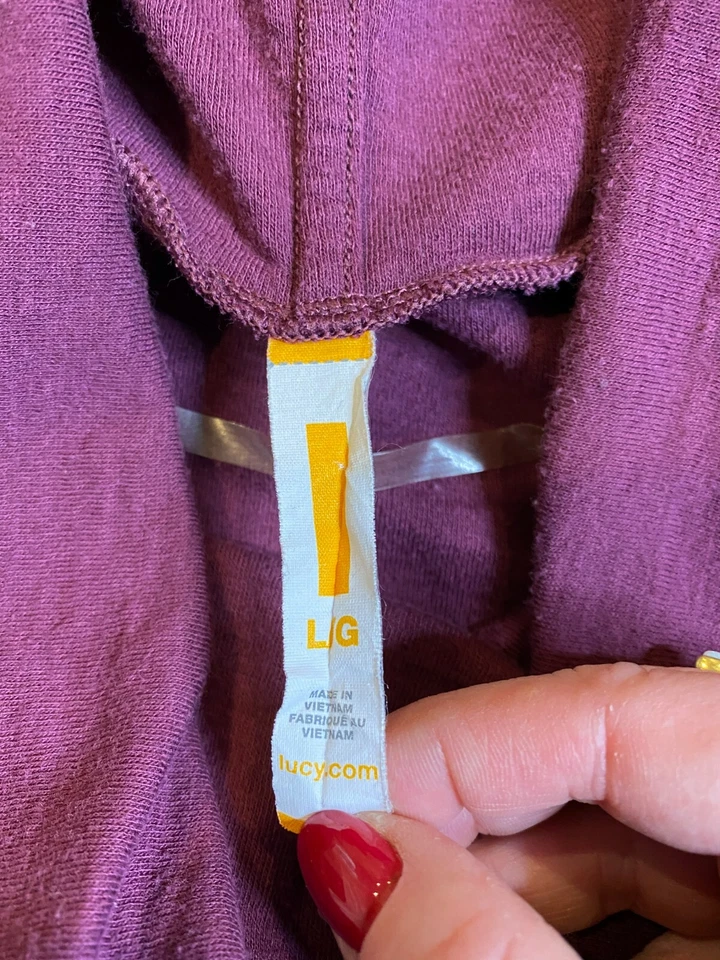 Sudadera corta Lucy atlética manga larga capucha cuello embudo rosa magenta grande Foto 2 de 4