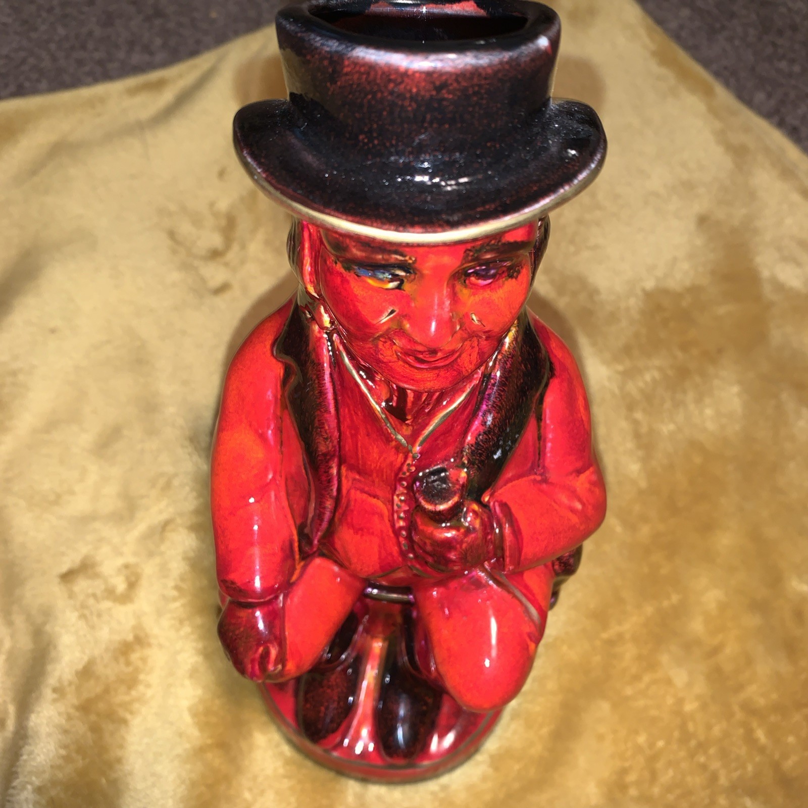 Anita Harris - TOBY KRUG - selten - signiert auf Sockel in Gold - handgefertigt/bemalt - Ht 19,5cm