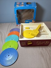 Vintage 1975 Fisher Price MUSIC BOX RECORD PLAYER 995 5 Records WORKS With Box