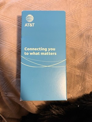 TLC Classic 4058R Flip Phone AT&T