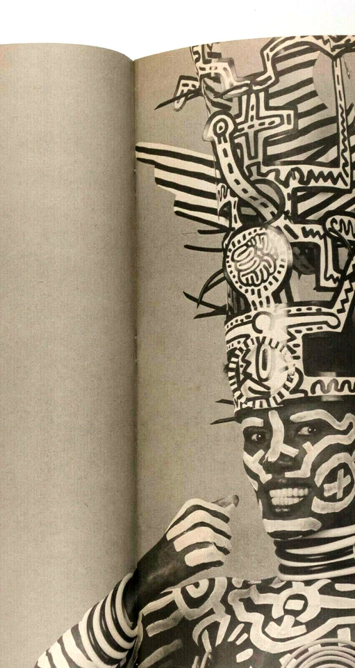 GRACE JONES Keith Haring ROBERT MAPPLETHORPE Interview magazine 1984 October VTG - Image 3 of 4