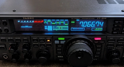 Yaesu Ft-950 Hf/50mhz 100w All Mode Confirmed It Works for sale