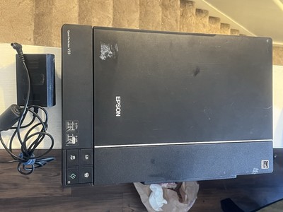 Epson Perfection V33 Flatbed Color Photo Document Scanner w/ Power Adapter 