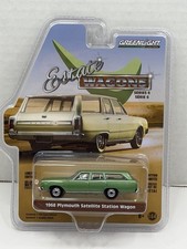 Greenlight Estate Wagons 1968 Plymouth Satellite Station Wagon 1:64 Diecast Car