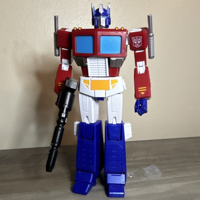 Transformers Yolopark Optimus Prime