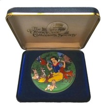 Vintage Disney Collectors Society Snow White & Friends Ltd Ed Plaque 2.5"
