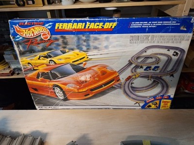 Hot Wheels #36788 FerrariFace-Off HO Scale Slot Car Set Complete In Original Box