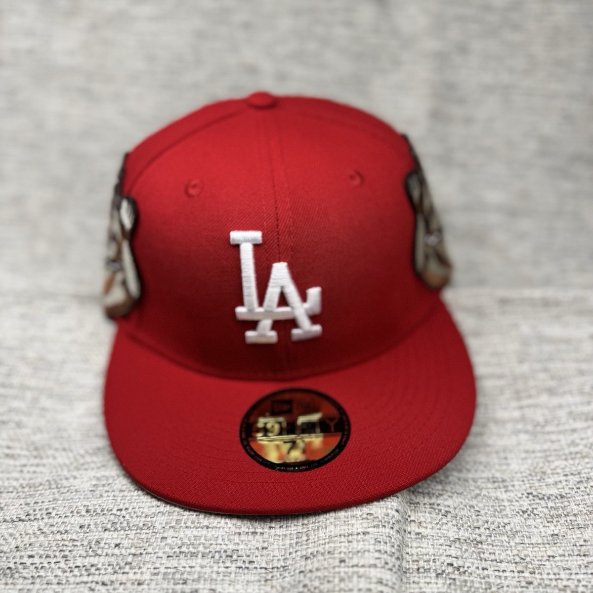 7 1/8New Era fitted cap with embroidered LA Dodgers X jon Stan