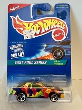 NIP Hot Wheels Collector #419 Crunch Chief White Fast Food Series 4/4 3SP