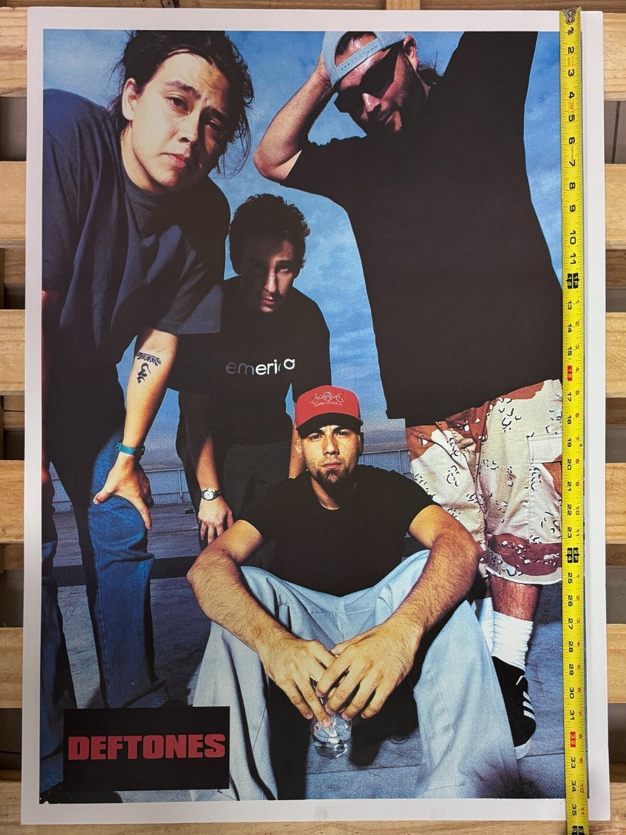 Deftones 立体加工ポスター s-l1200.jpg