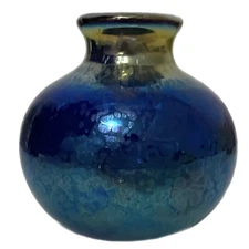 Vintage Kent Fiske Art Glass Vase Blue Gold Iridescent Signed Dated 1988 2 3/4"