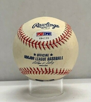 Tom Glavine Signed Official Game Rubbed MLB Baseball PSA/DNA