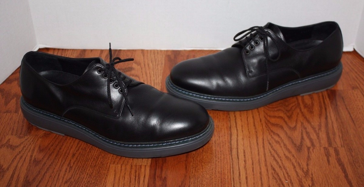 Mens Salvatore Ferragamo Black Leather Lace-Up Oxford Dress 
