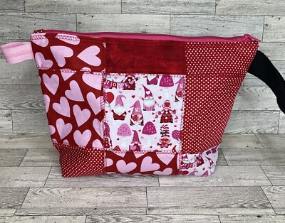 Project Bag Knitting Crochet Zippered Yarn Storage Valentine Heart Quilted