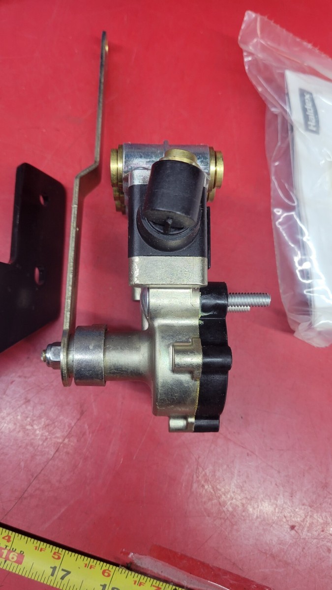85112623 GENUINE VOLVO OEM HALDEX LEVELING VALVE | eBay