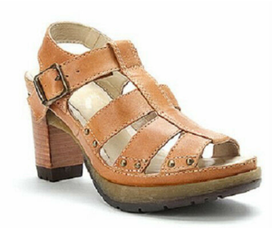 dr martens heeled sandals