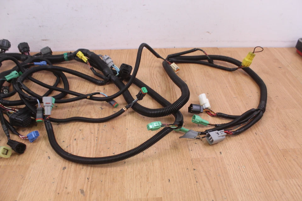 2001 KAWASAKI JET SKI ULTRA 130 D.I. JH1100 Wire Harness - Image 2 of 4