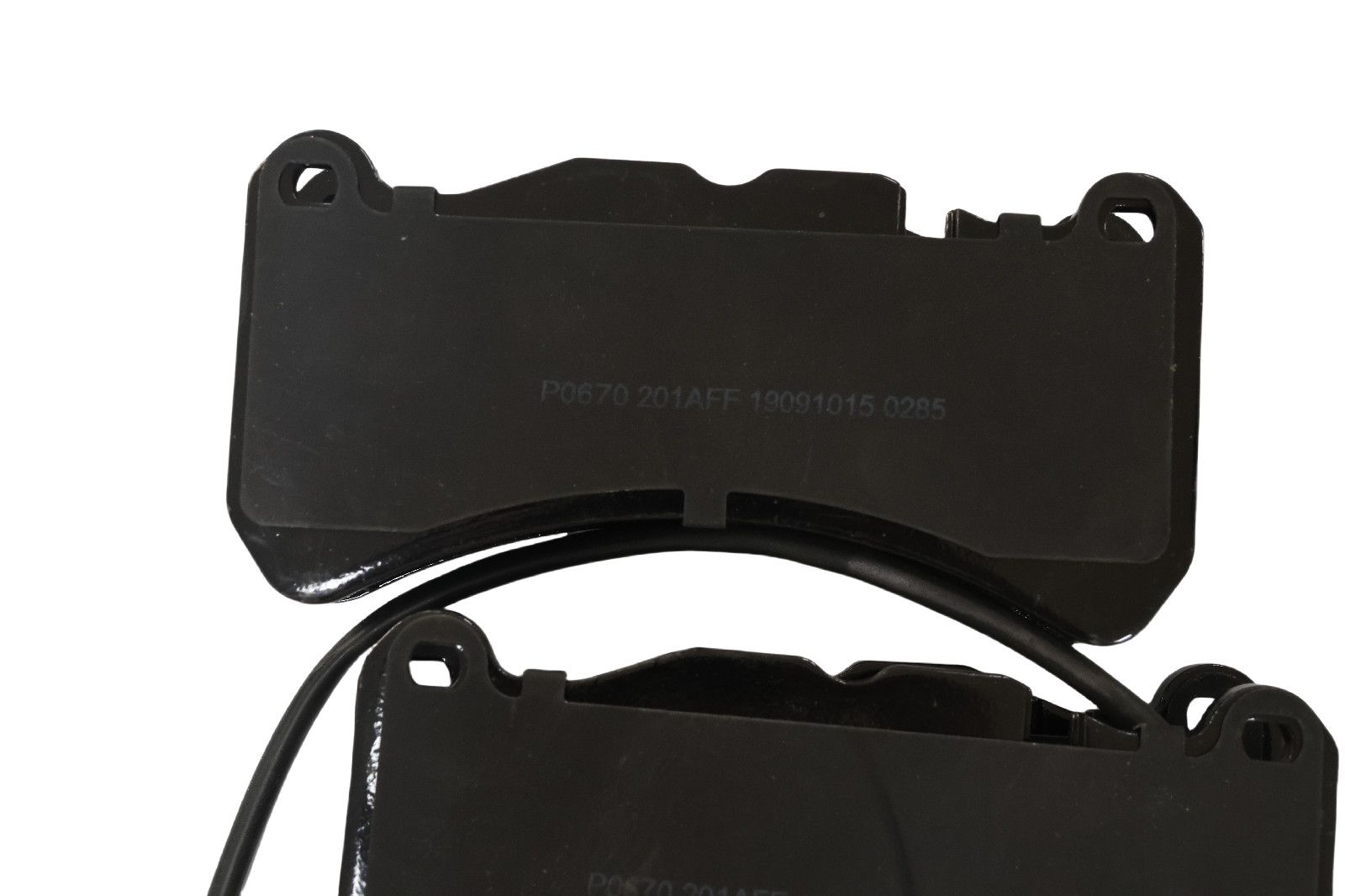 Front brake pad set (left & right)  Fit for Maserati Quattroporte&GHIBLI