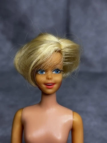 Vintage 1967 Mattel Blond CASEY Barbie Mod Lashes Bendable Knees TNT Earring