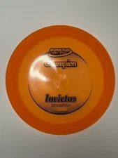 Innova Champion Invictus – 171g – Distance Driver (10 | 4 | 0 | 3)