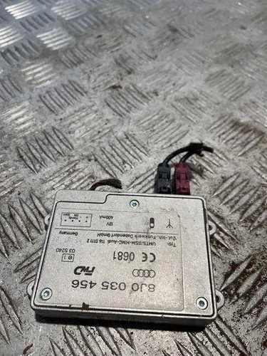 AUDI A4 8K2, B8 Antennenverstärker  8J0035456 2.00 Petrol 155kw 2009 21510637