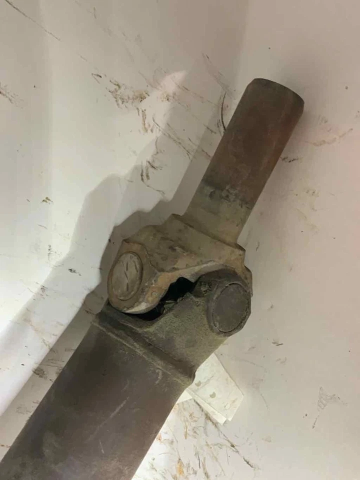 Задний приводной вал 1983-1991 Chevrolet Blazer S10 07841484 5 скоростей 30,75 Вт-W 431-02643 - Изображение 3 из 4