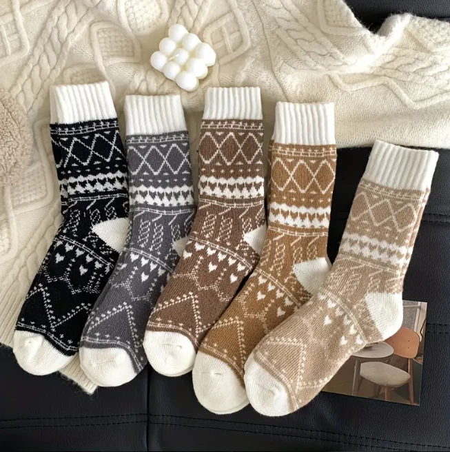 5 Pairs Women Winter Warm Knit Socks Thick Soft Cotton Cozy One Size Colors Mix - Image 4 of 4