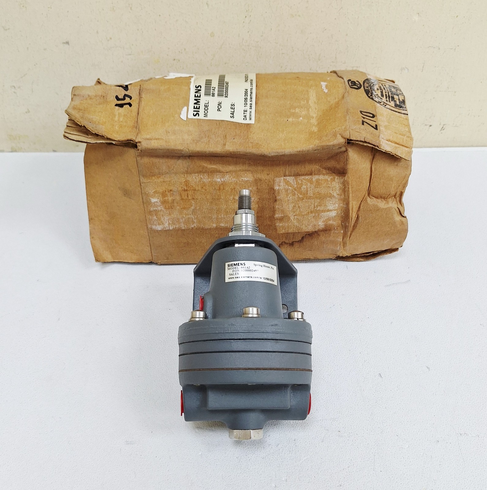 Siemens 661A2 / 9200002457 Pressure Regulator