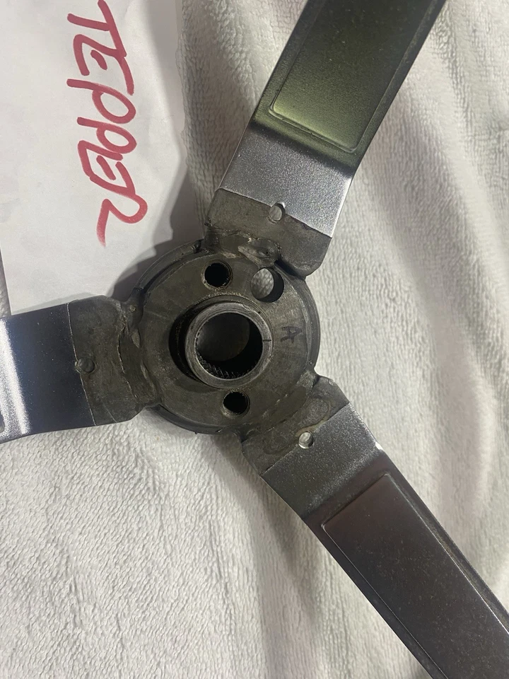 Volante Pontiac Woodgrain GTO Firebird Grand Prix restaurado 69-70, 71,72 Foto 3 de 4