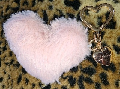 Keep It Juicy Couture Pink Faux Fur Heart Charm Gold Logo Keyfob Key Ring NEW!