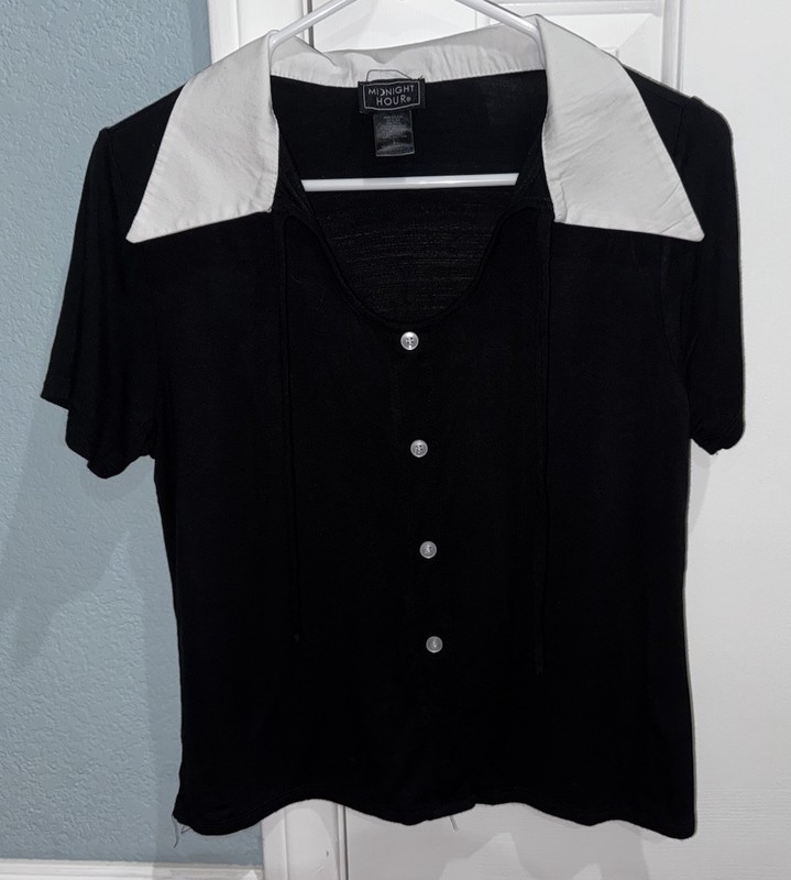 Midnight Hour White Collared Black Button Down Blouse Large
