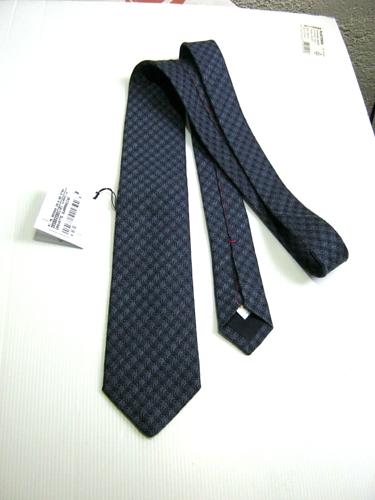 Picture 1 of 3
