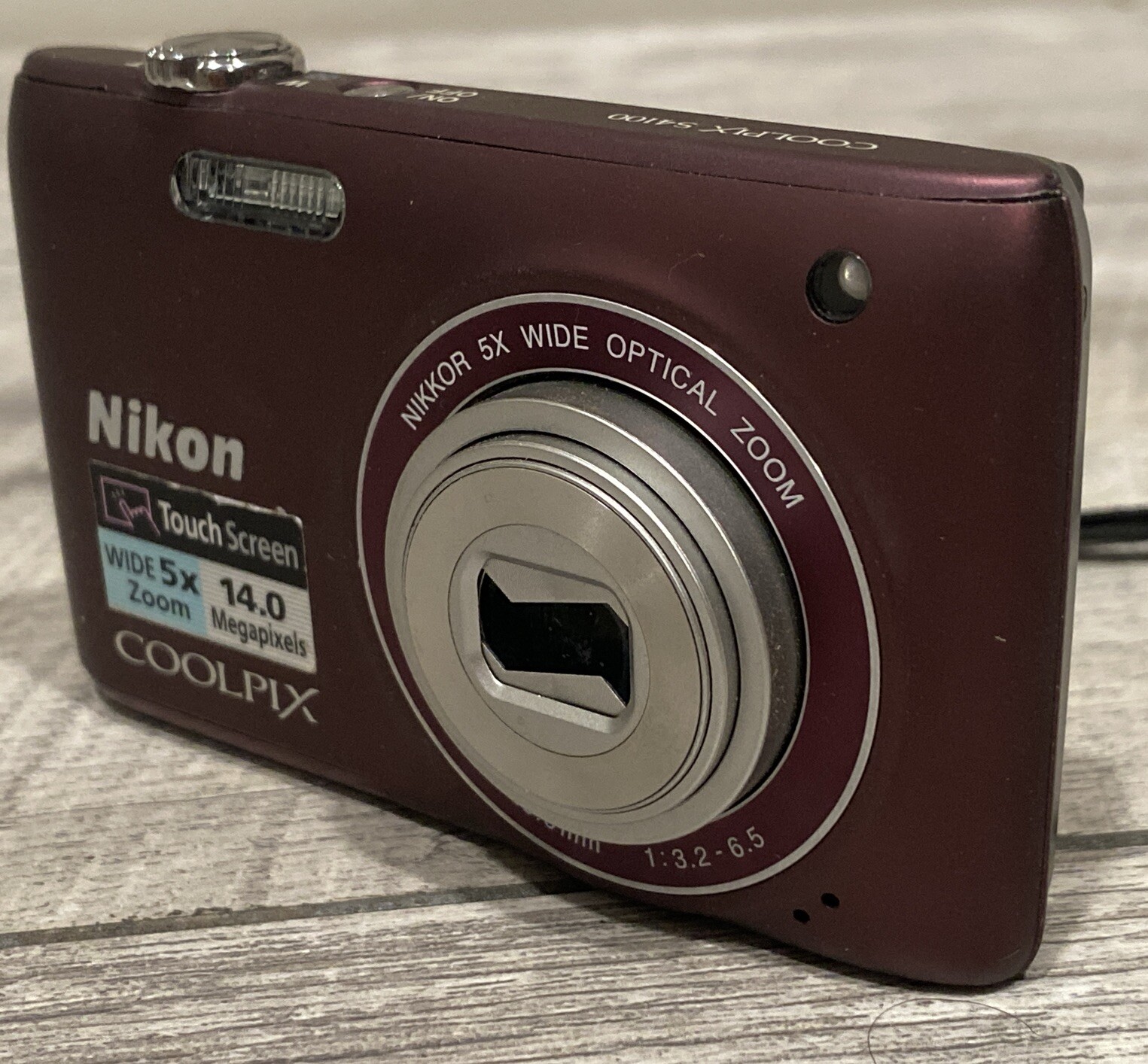 Nikon Coolpix S4150 – Appareil Photo Compact 14 MP – Zoom 5x – Rouge – Occasion