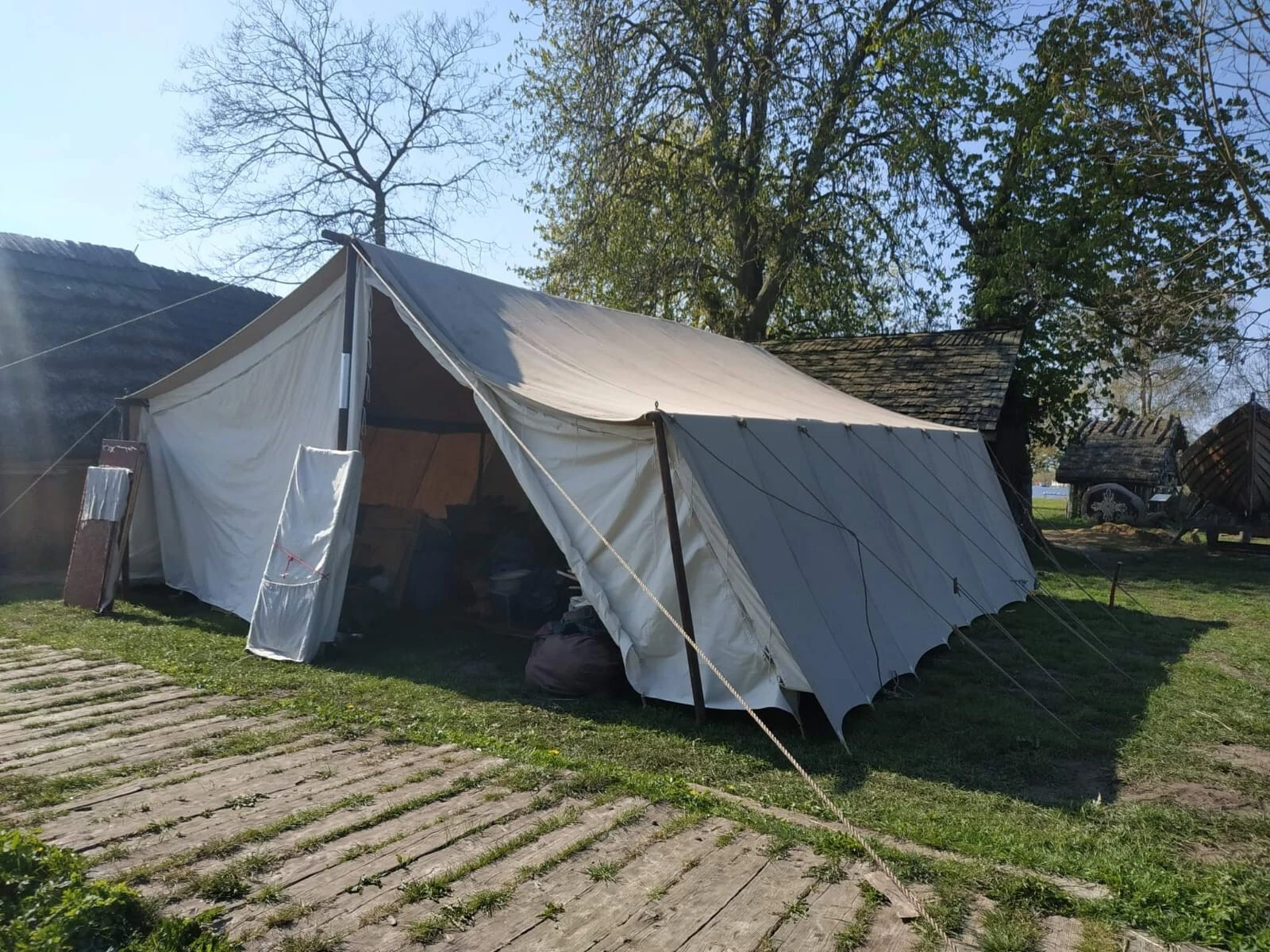 Camping Tent Anthonius Roman military 6x6 M water proof Tent Camping LARP Event
Opens in a new windo