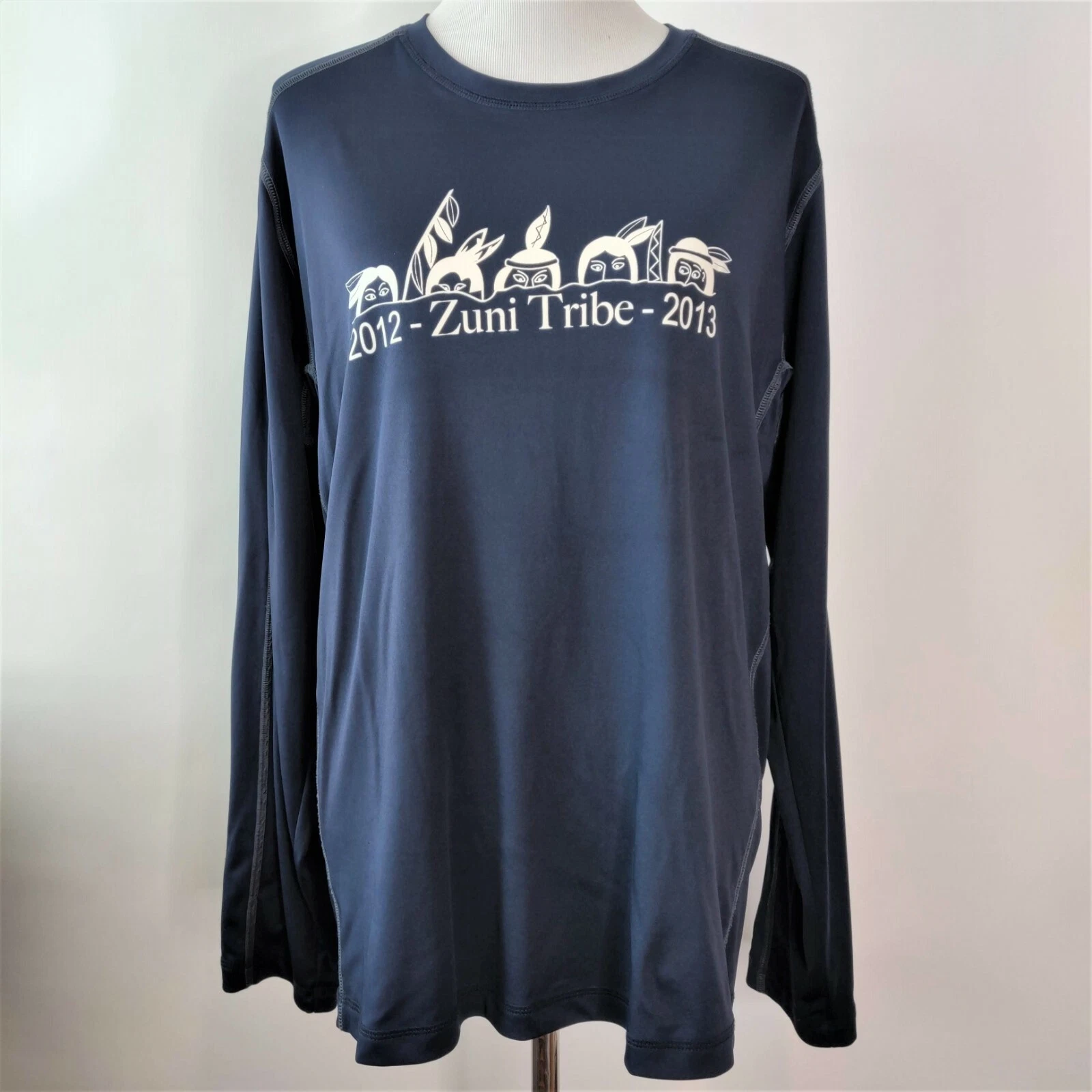 alo-yoga zuni tribe long sleeve pullover layering base-layer