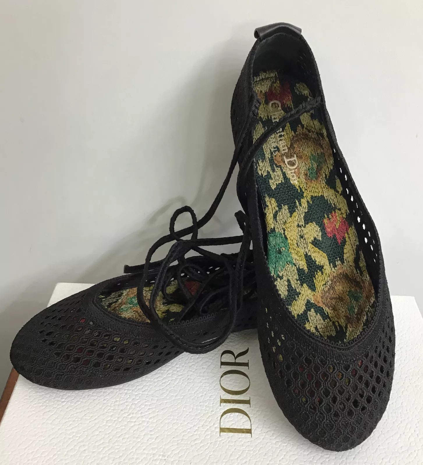 Chaussures Dior découpées au laser poème plat ballet cravate wrap noir dans sa boîte taille 38,5