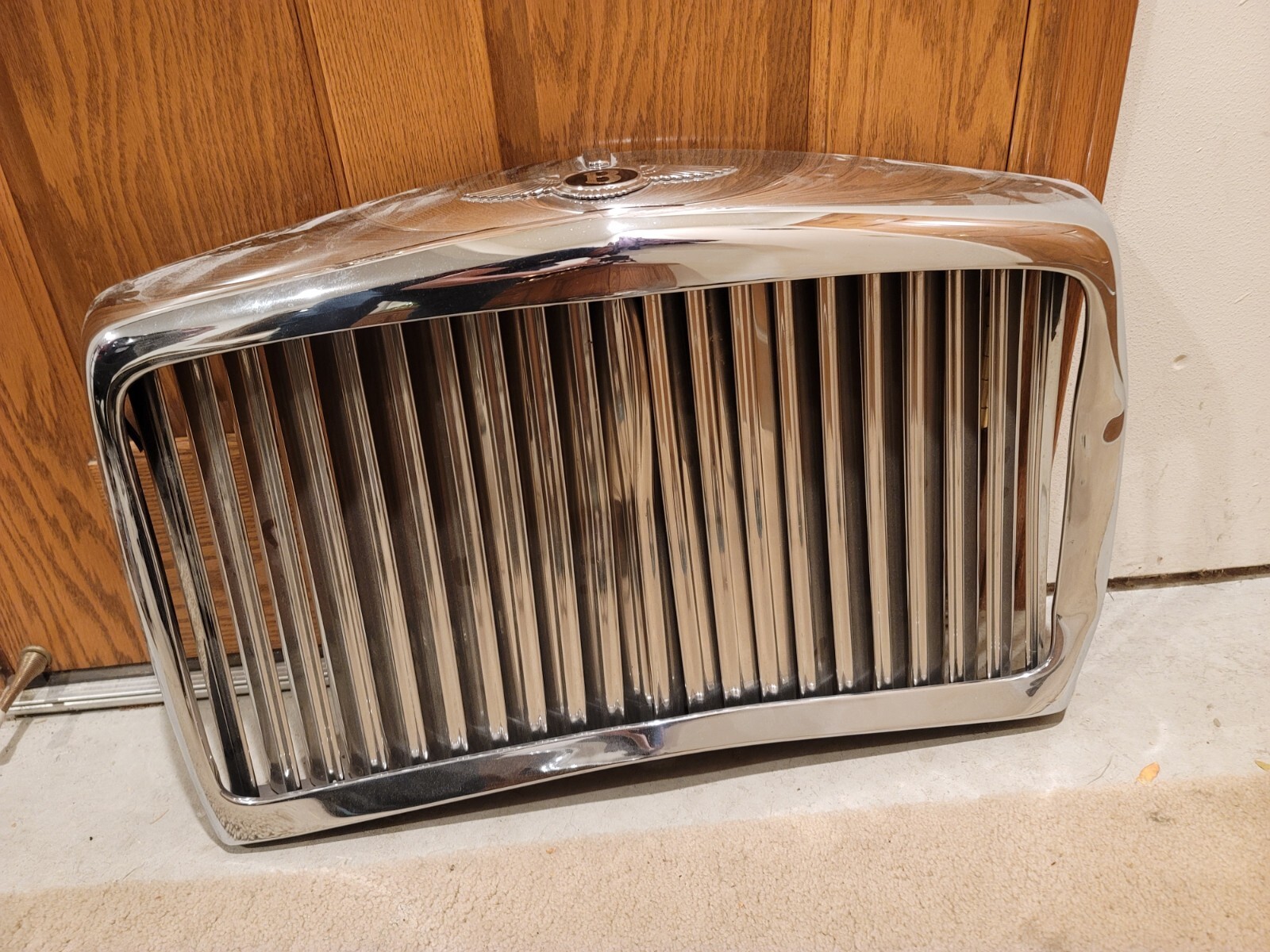 1986 Bentley Mulsanne Grill - damaged Left side