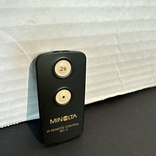 Minolta RC-3 IR Wireless Remote Control for F100, F300, S304, S404