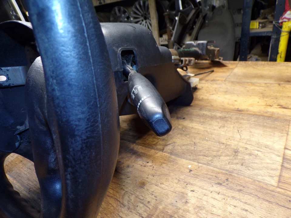 Ford Escort 97-99 Tracer 1997-2002 columna de dirección con llave *sin bolsa* Foto 4 de 4