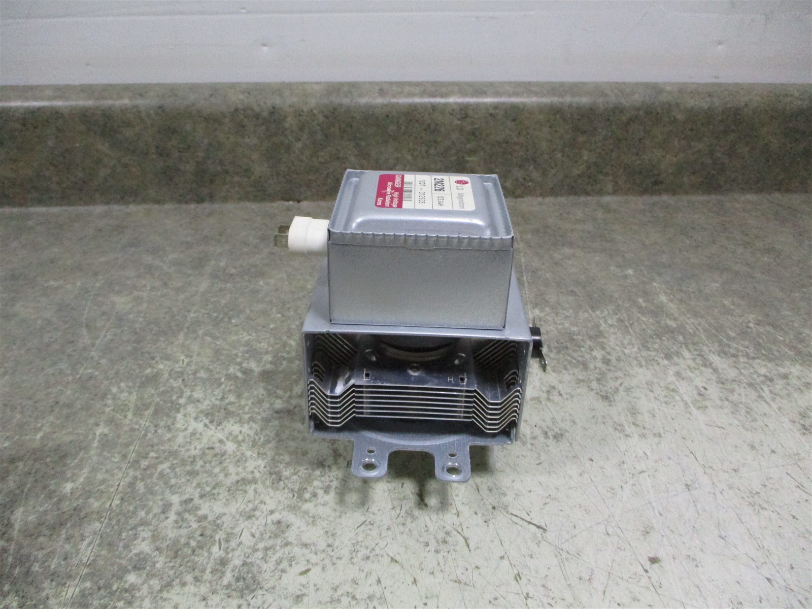 Amana Microwave Magnetron Part # W10754299