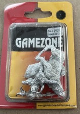 GameZone 2002 Metal XP Miniatures 04-11 Orcos...