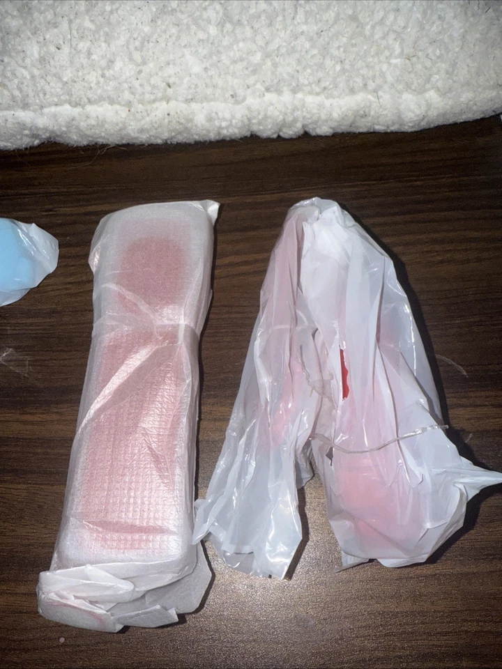 2 Controller With Nunchucks For Nintendo Wii Blue And Pink - Image 2 of 2