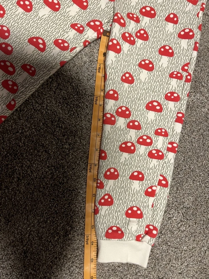 Winter water factory sweatpants mushroom size 6y - Image 2 of 2