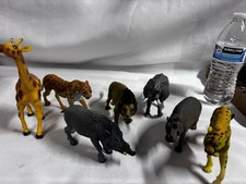 Jungle Animal Mini Figurines 7 PCS Plastic Animals Figures