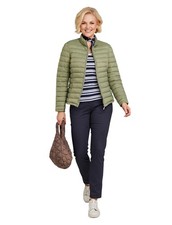 Ladies Lightweight Showerproof Jacket, Padded & Travel-Friendly Packaway Design